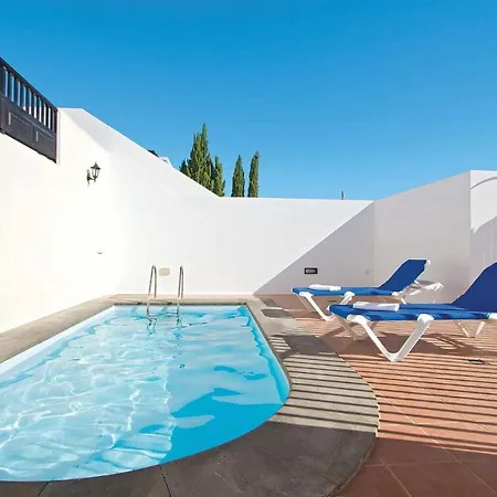 Villa Puerto Del Carmen Sleeps 6 Air Con Wifi Puerto del Carmen (Lanzarote)